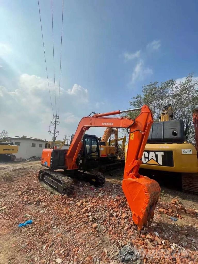 Hitachi ZX70 Міні-екскаватори < 7т