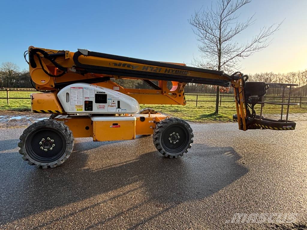Niftylift HR 21 HYBRID 4x4 knikarmhoogwerker 21m nifty Knikarmhoogwerkers