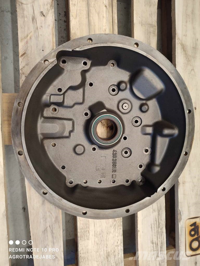 CAT TH62 (4202561R) clutch case Коробка передач