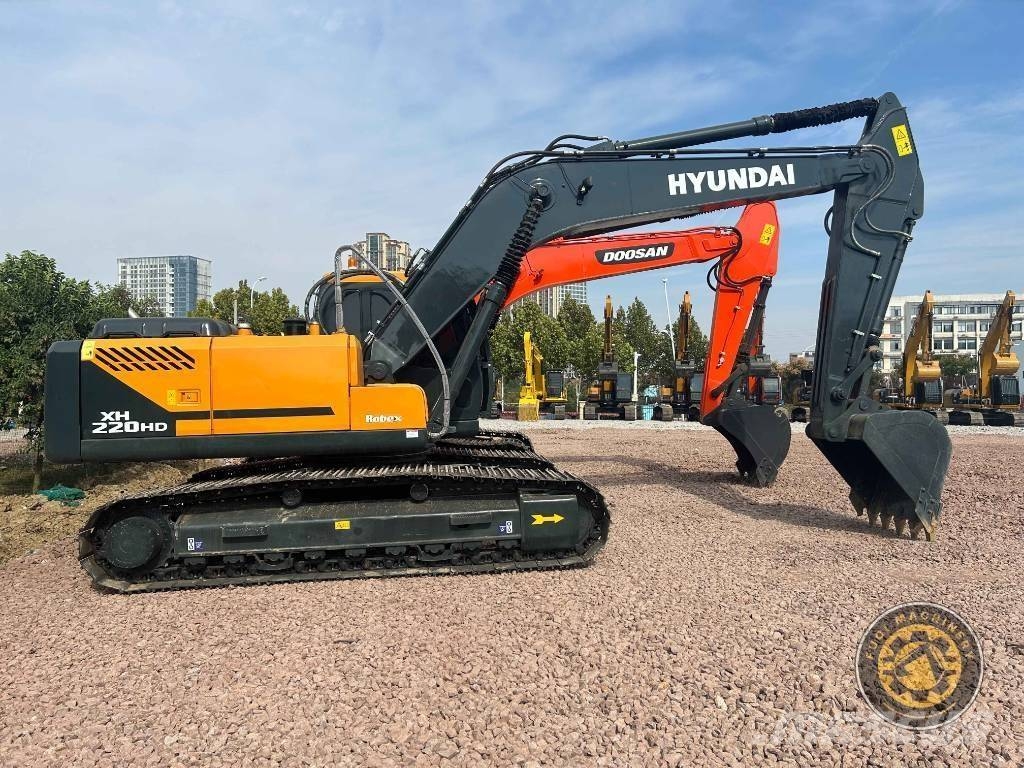 Hyundai 220 HD 대형 굴삭기 29톤 이상
