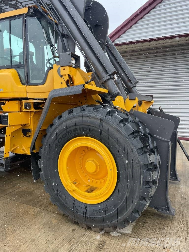 Volvo L 180 H 轮式装载机