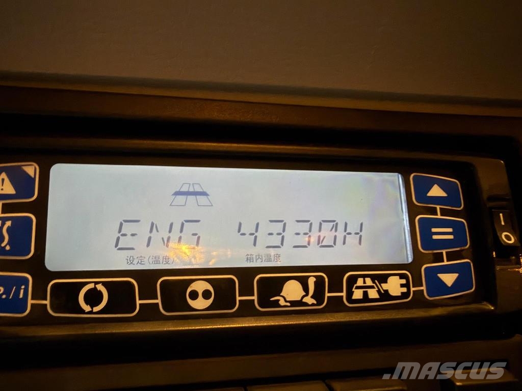 Volvo FM500 6X2 EURO6 + CARRIER + SIDE OPENING + RETARDE Hűtős