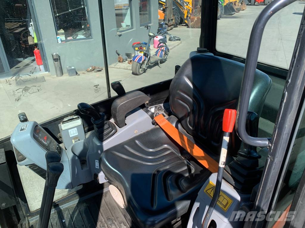 Kubota KX 016-4 Mini kotrók < 7t
