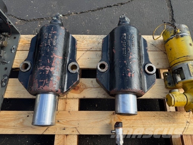 Liebherr A 900 ZW HYDRAULIC PARTS COMPLET Hydraulics