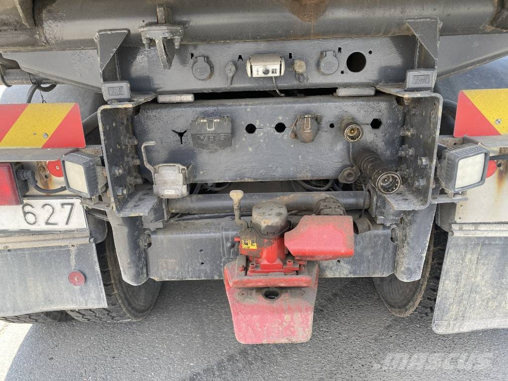 Volvo FMX 13 460 Platformas/izkraušana no sāniem