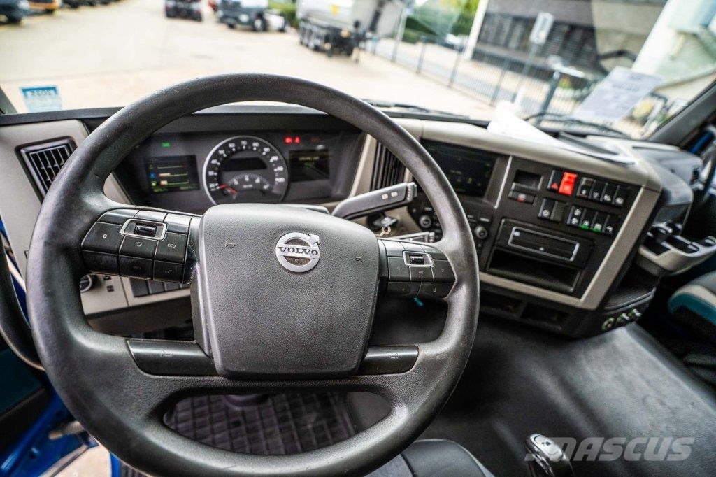Volvo FM 420 + KIPHYDR. 트랙터 유닛