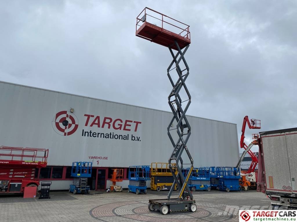 SkyJack SJIII-4632 Electric Scissor Work Lift 1170cm Scheren-Arbeitsbühnen
