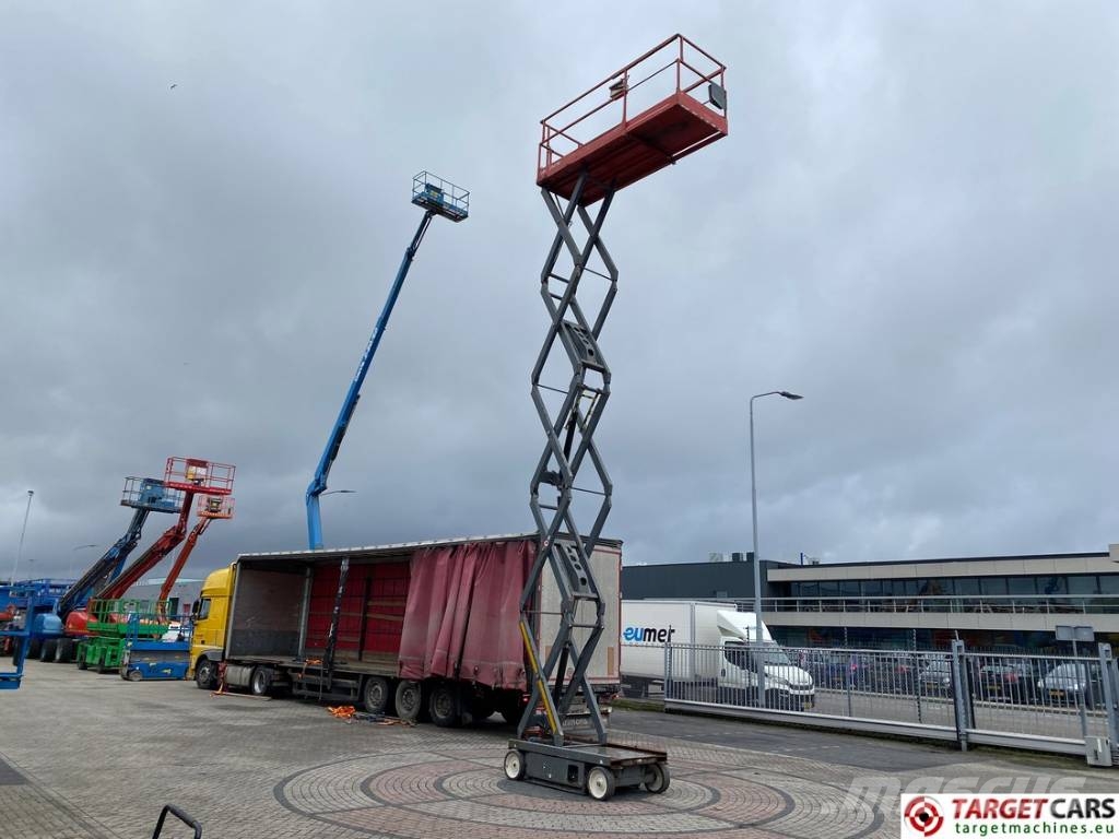 SkyJack SJIII-4632 Electric Scissor Work Lift 1170cm Scheren-Arbeitsbühnen