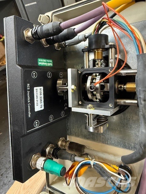 Atlas Copco Boomer XE 3C JOYSTIC + CONTROLER Drilling equipment accessories and spare parts