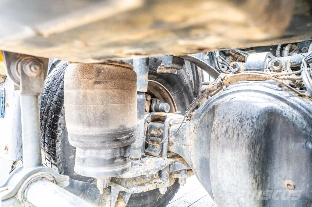 Iveco STRALIS 460 + KIPHYDR. Ťahače
