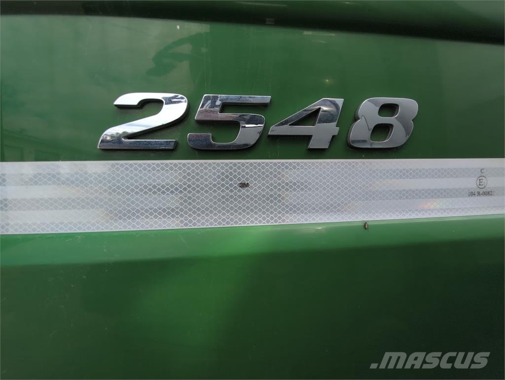 Mercedes-Benz Actros 2548 Vaihtolava-autot
