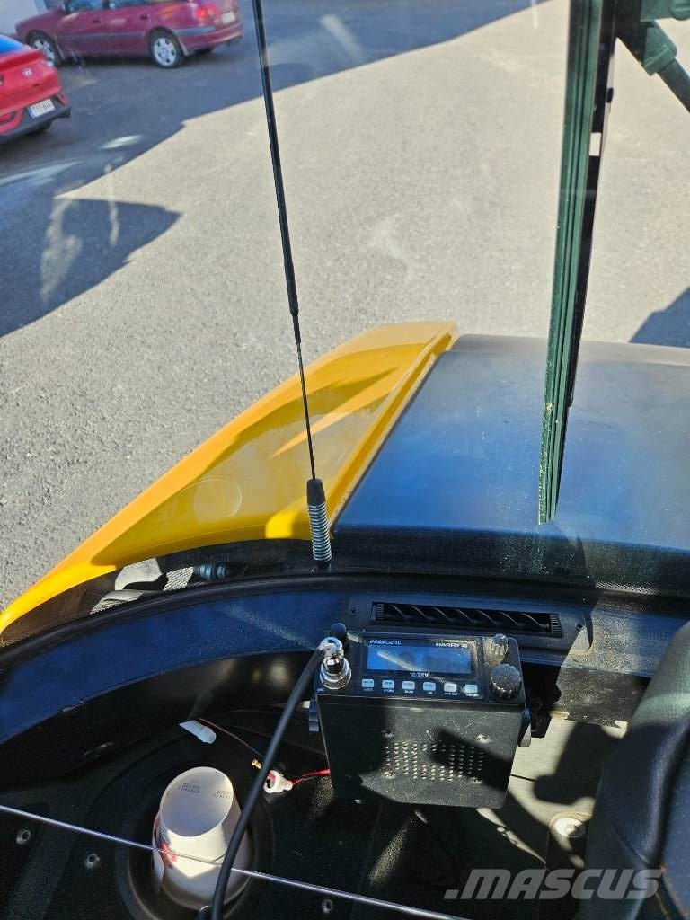 JCB 409 Pale gommate
