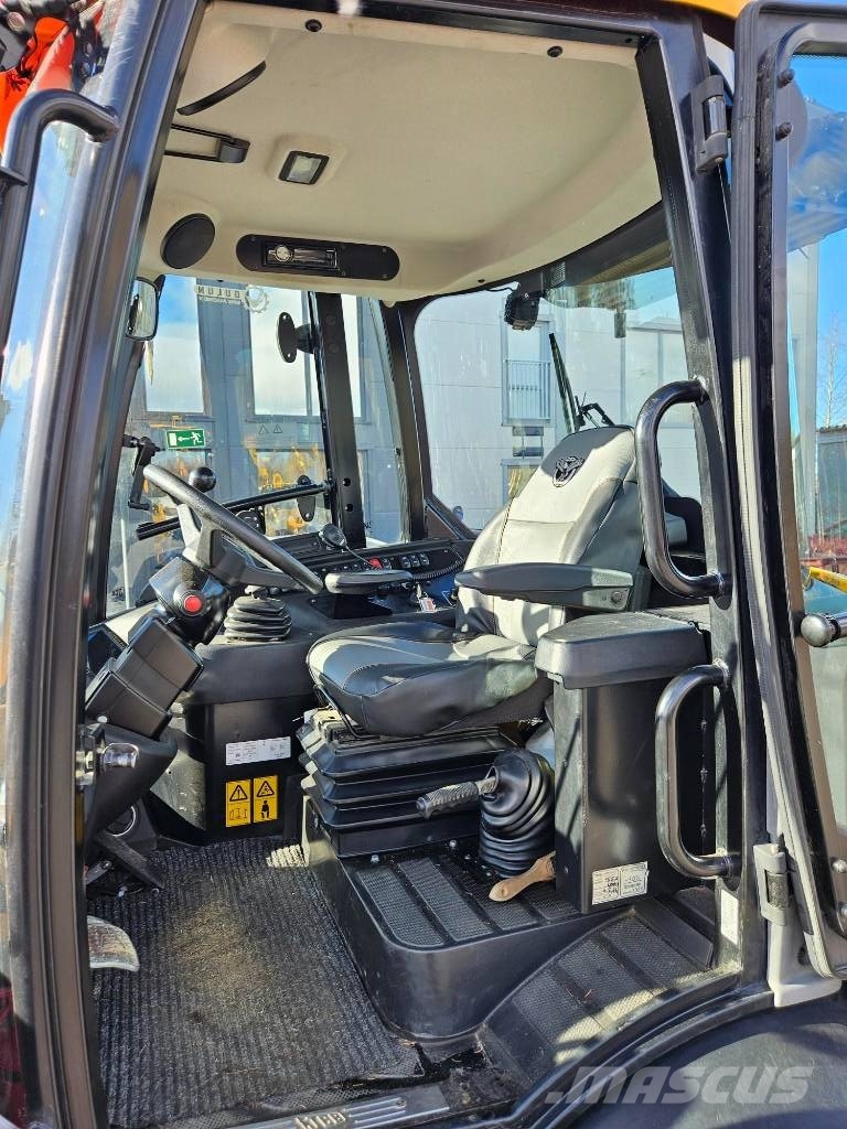 JCB 409 Pale gommate