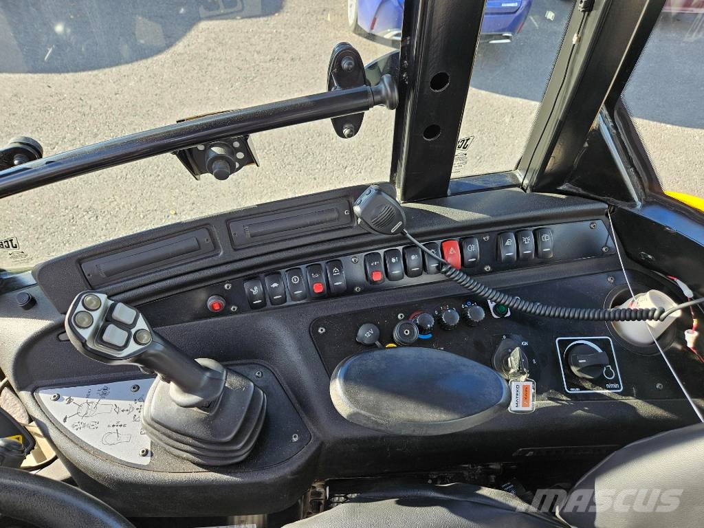 JCB 409 Pale gommate