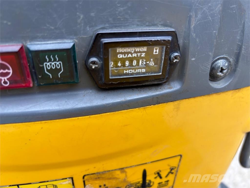 Komatsu PC 09 - 1 Būvniecība- Citi