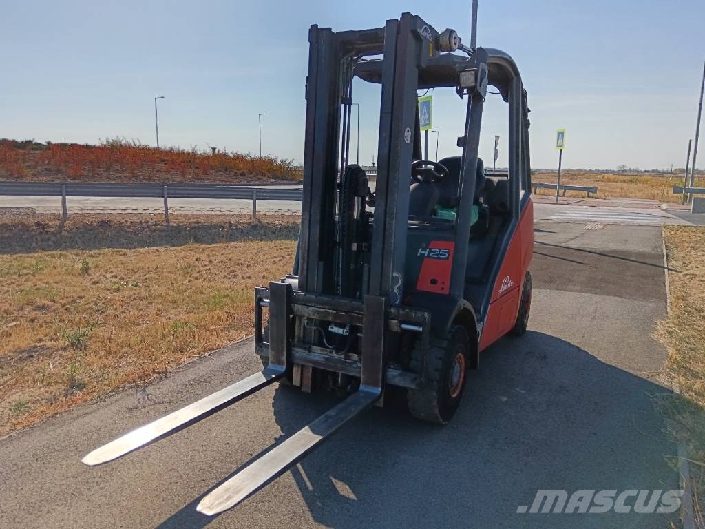 Linde H 25 D شاحنات الديزل