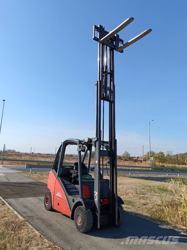 Linde H 25 D شاحنات الديزل