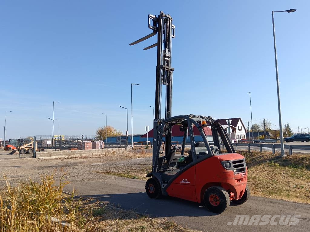 Linde H 25 D شاحنات الديزل