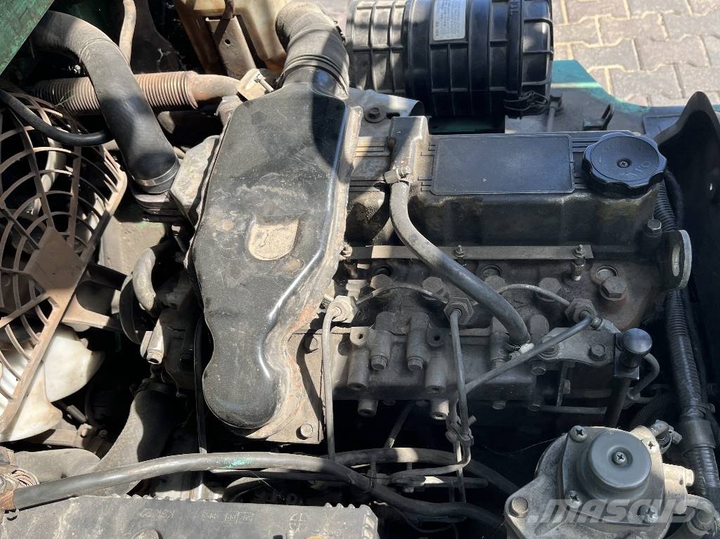 Mitsubishi FD 25 K V-4301 OI شاحنات الديزل