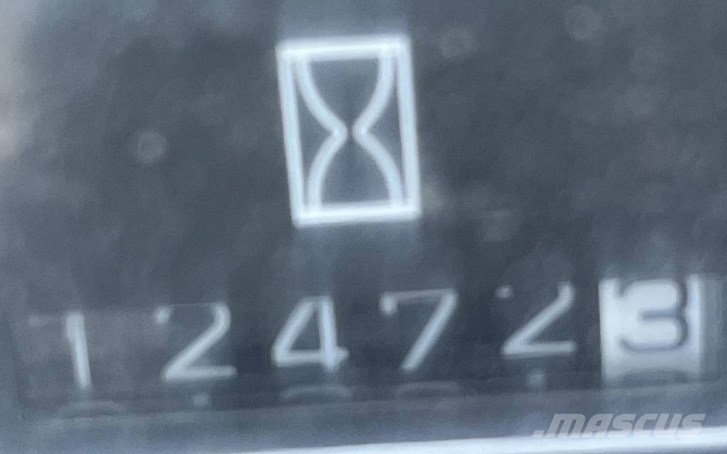 Mitsubishi FD 25 K V-4301 OI شاحنات الديزل
