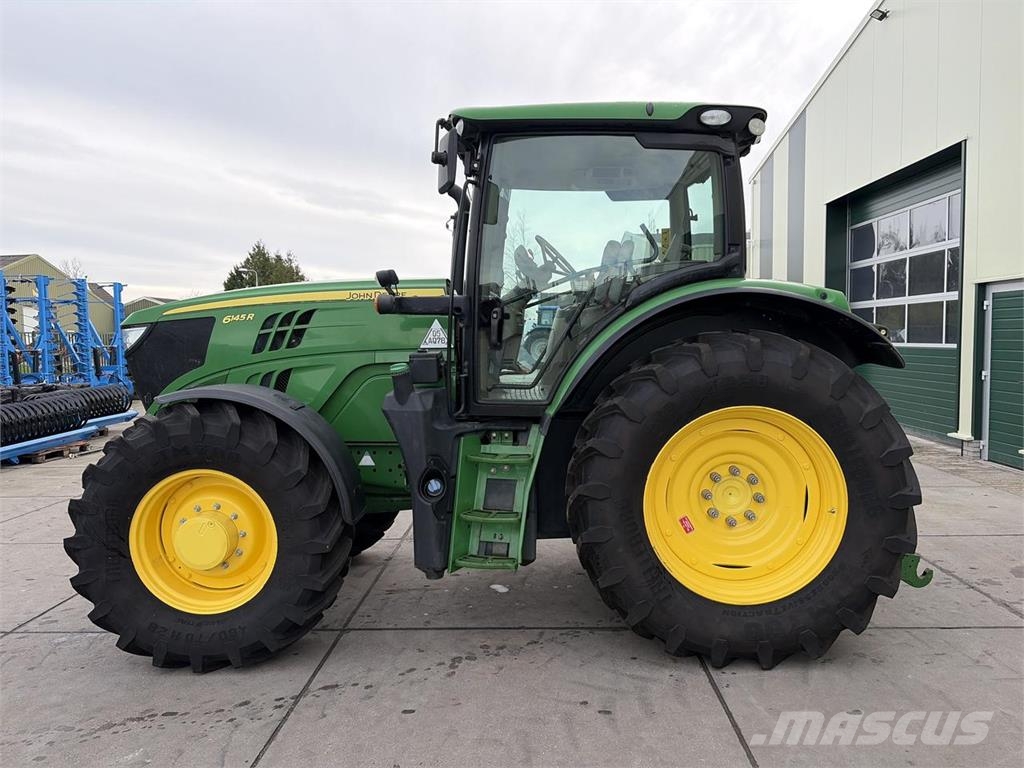 John Deere 6145R Tractoare