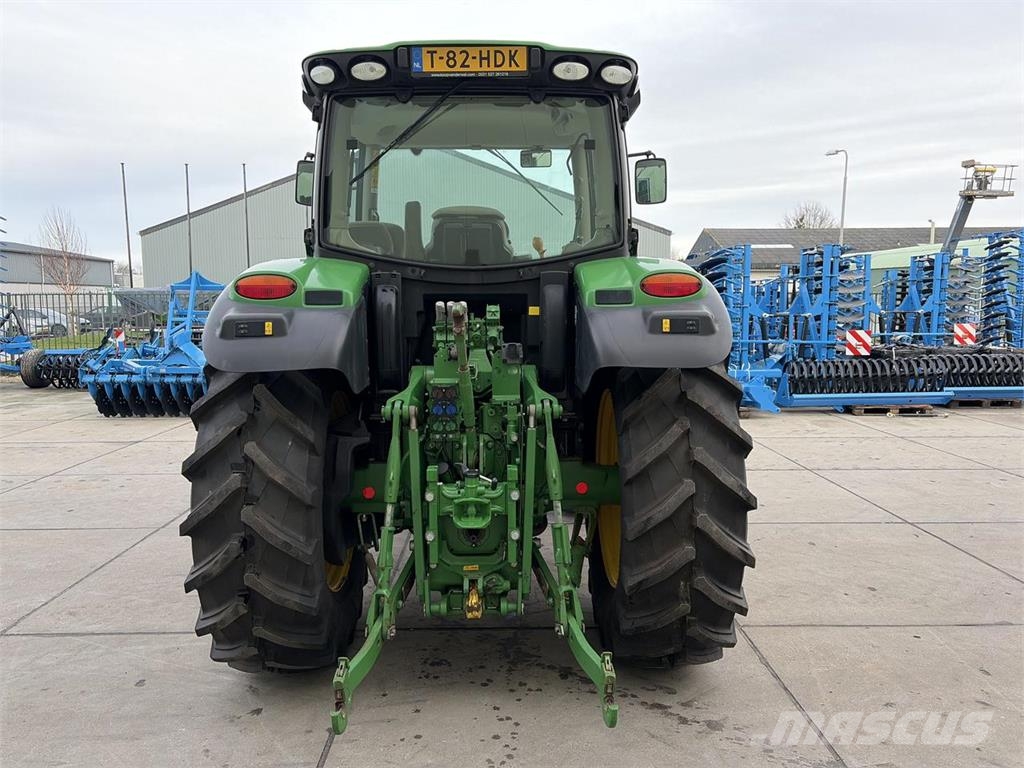John Deere 6145R Tractoare