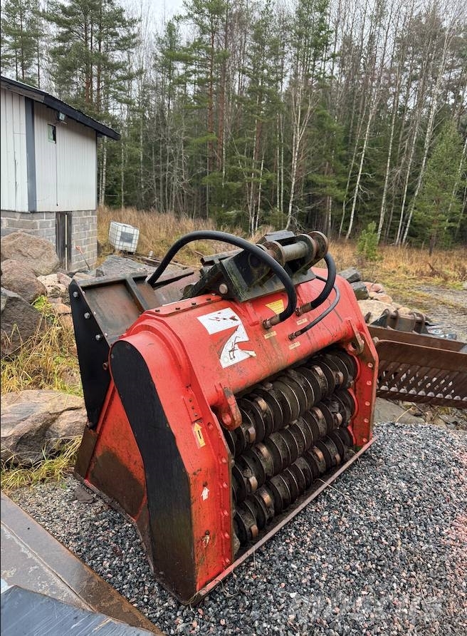 Hitachi ZX 225 US LC Kāpurķēžu ekskavatori