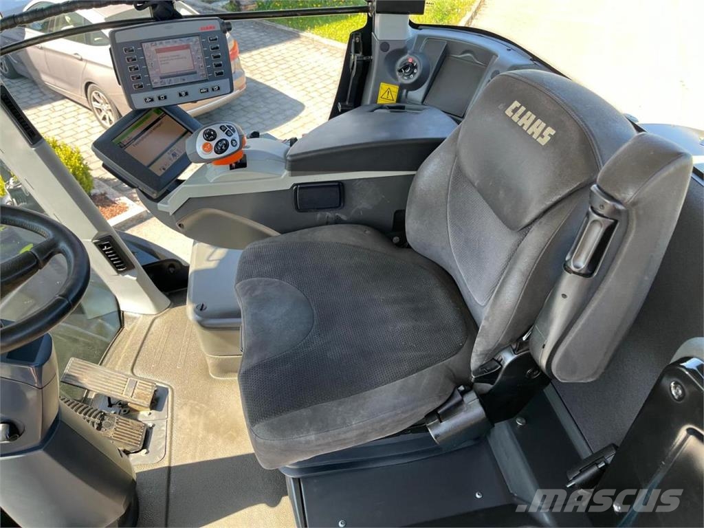 CLAAS Xerion 5000 Trac VC, 487 PS Трактори