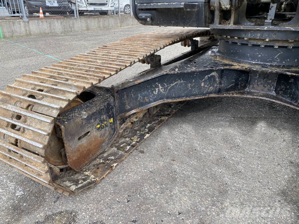 Hitachi ZX 210 LC-6 / Certificat CE endommagée Raupenbagger
