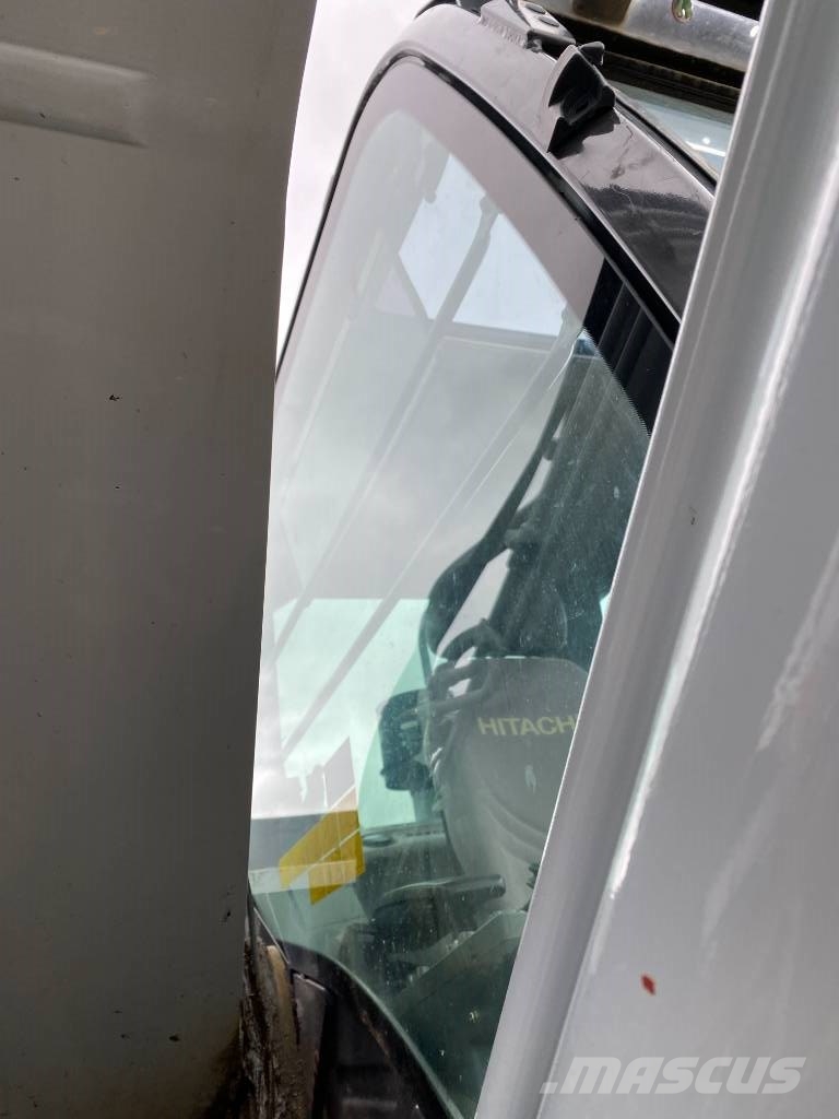 Hitachi ZX 210 LC-6 / Certificat CE endommagée Raupenbagger