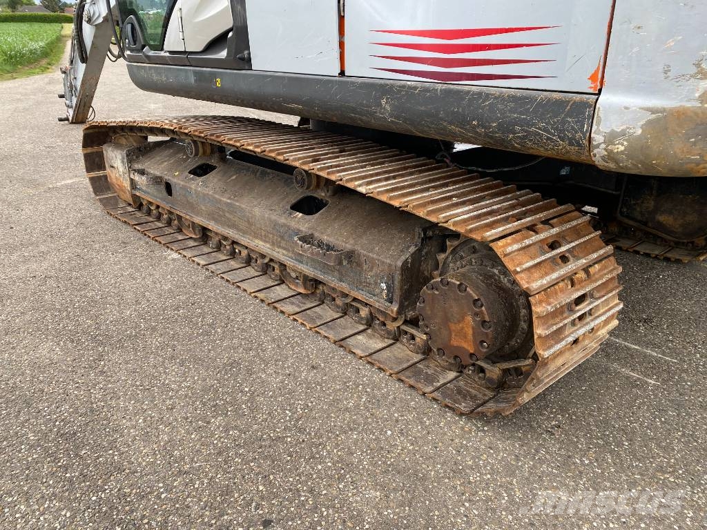 Hitachi ZX 210 LC-6 / Certificat CE endommagée Raupenbagger