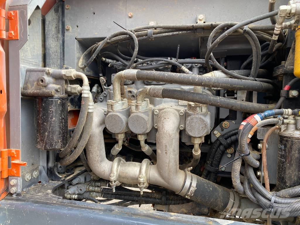 Hitachi ZX 210 LC-6 / Certificat CE endommagée Raupenbagger