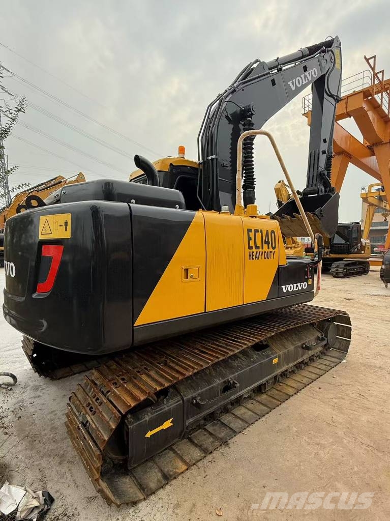 Volvo EC 140 Kāpurķēžu ekskavatori