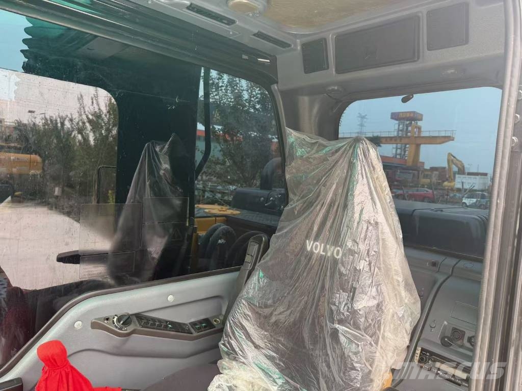 Volvo EC 140 Kāpurķēžu ekskavatori