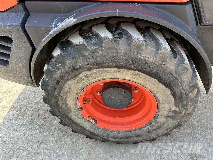 Kubota R065W Utovarivači na točkove