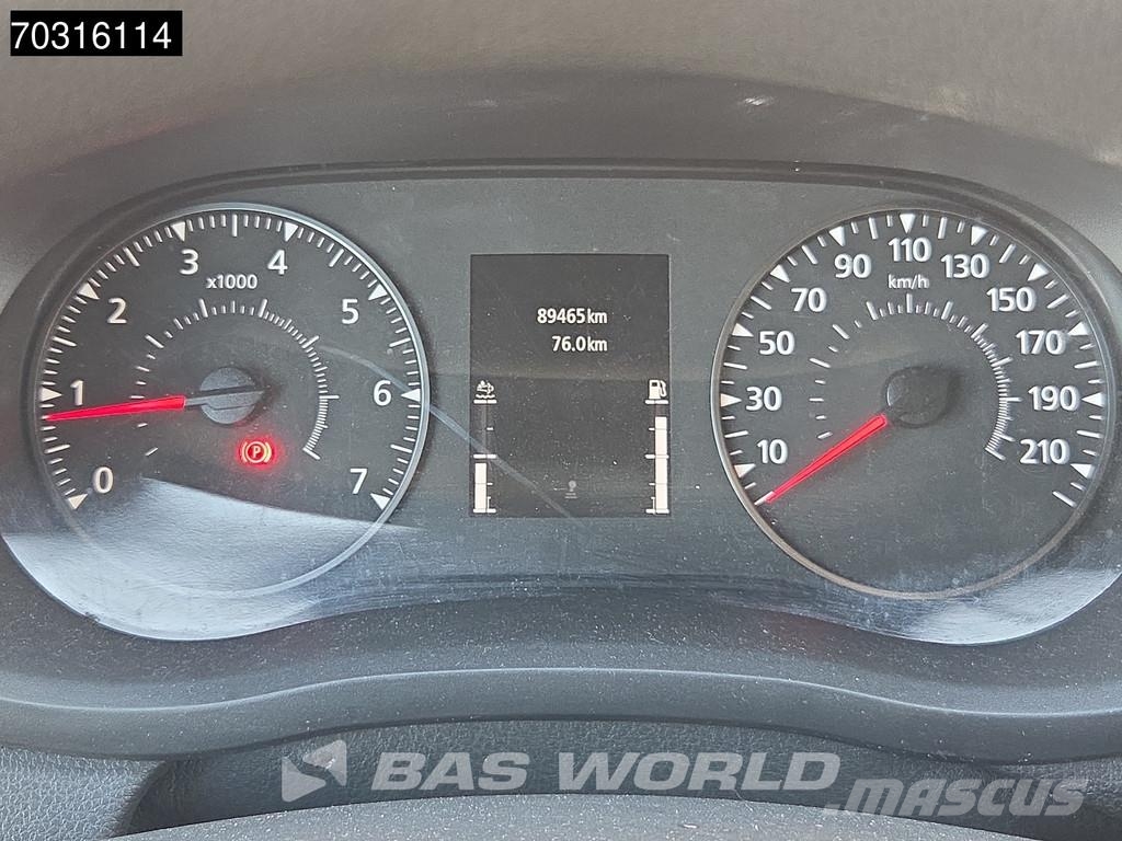 Renault Master 145PK Furgón Caja Cerrada – LED - Navegació Muut autot