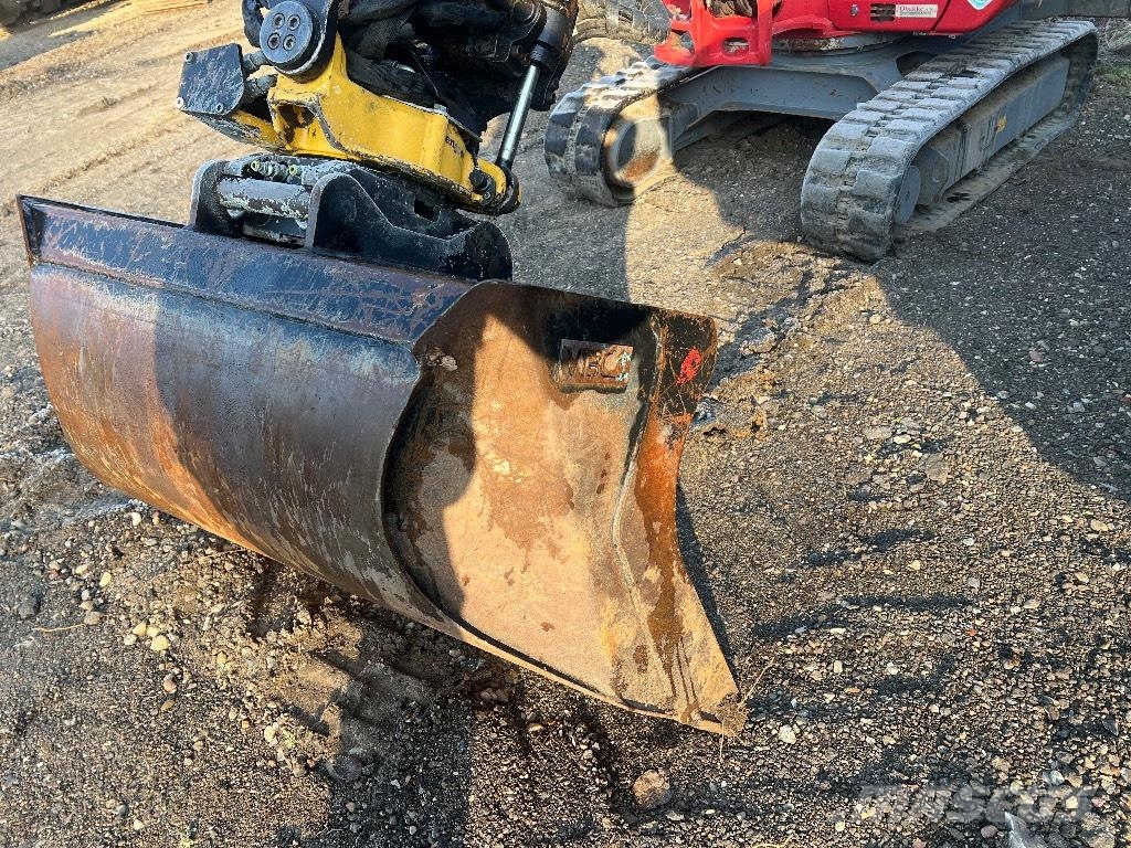 Takeuchi TB230 Мини екскаватори < 7 т