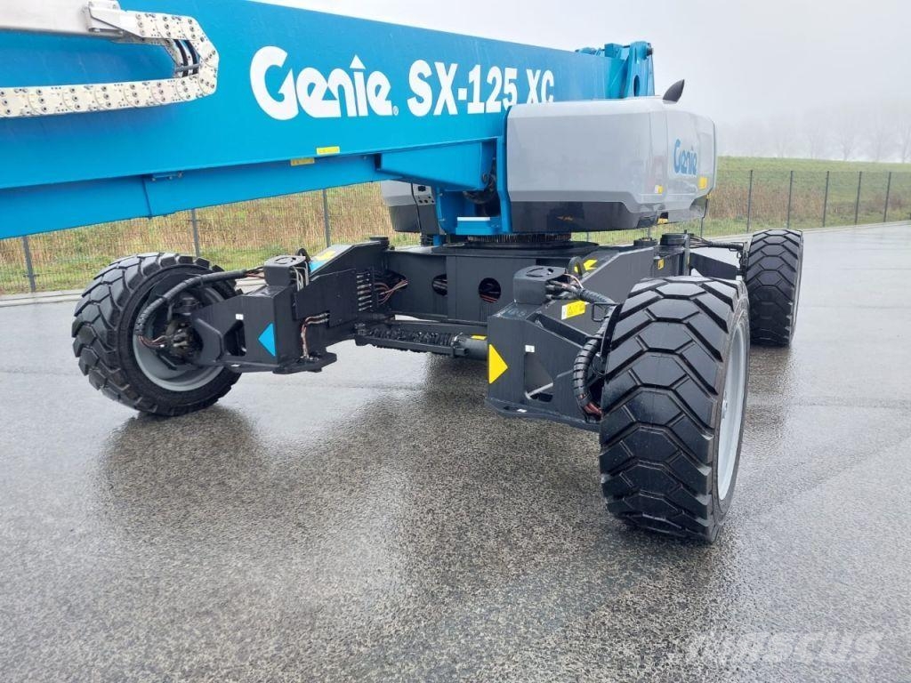 Genie SX-125 XC 견인식 전동이동 리프트