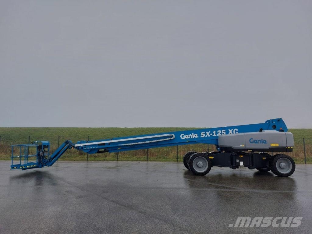 Genie SX-125 XC 견인식 전동이동 리프트