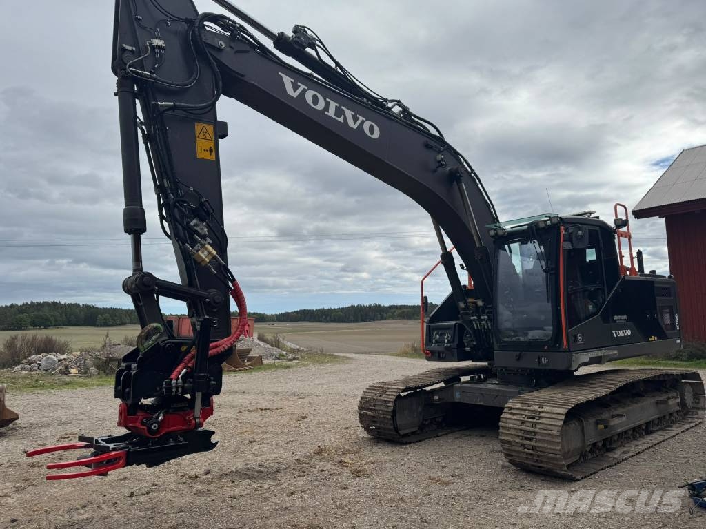 Volvo EC 220 EL / Leica 3D Bageri gusjeničari