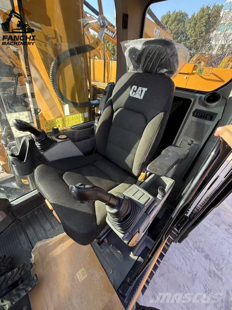 CAT 320 Vikšriniai ekskavatoriai