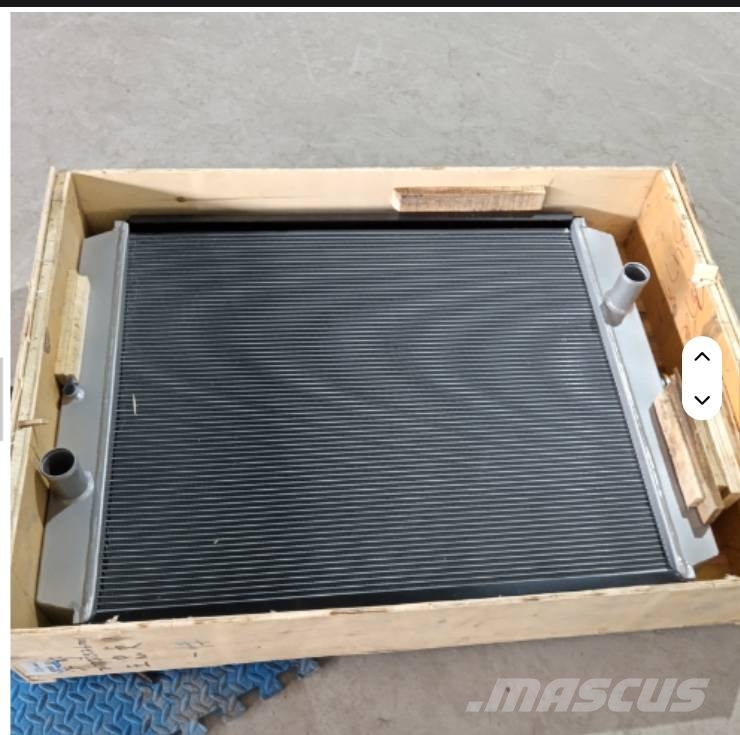 Liebherr 12220414 12239500 12219835 Cooling Radiator R9100 Vaihteisto