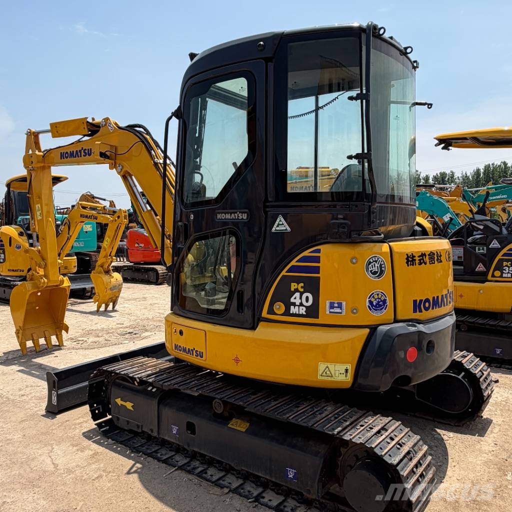 Komatsu PC 40 Vikšriniai ekskavatoriai