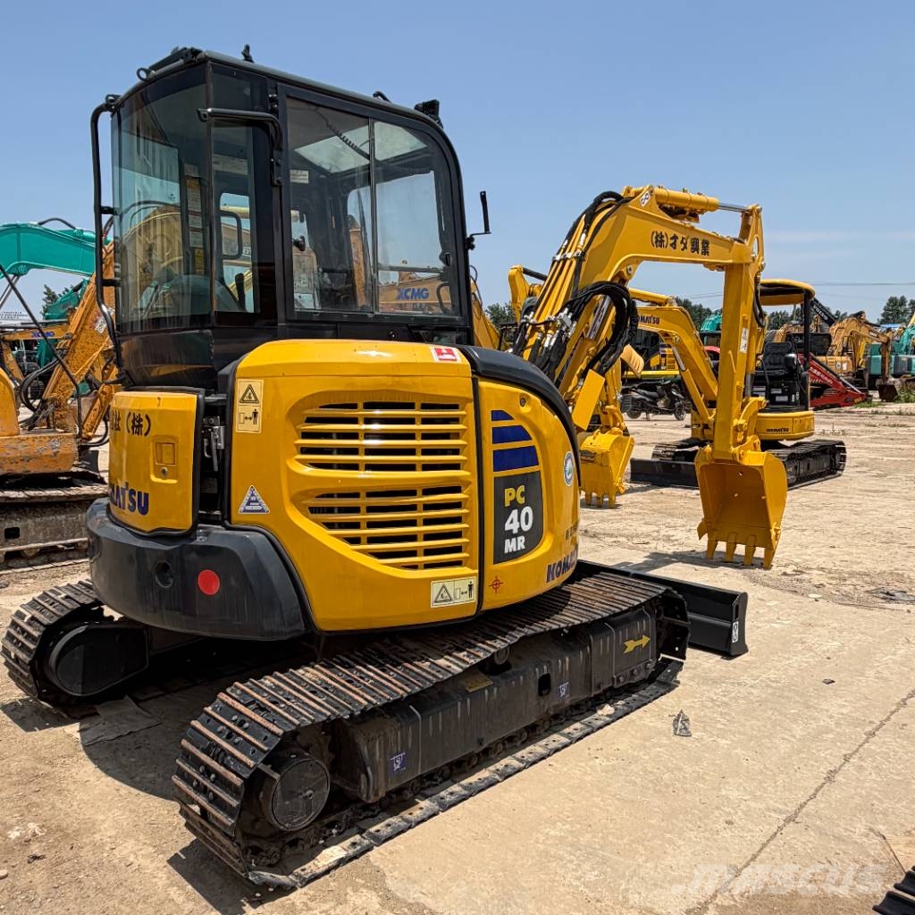 Komatsu PC 40 Vikšriniai ekskavatoriai