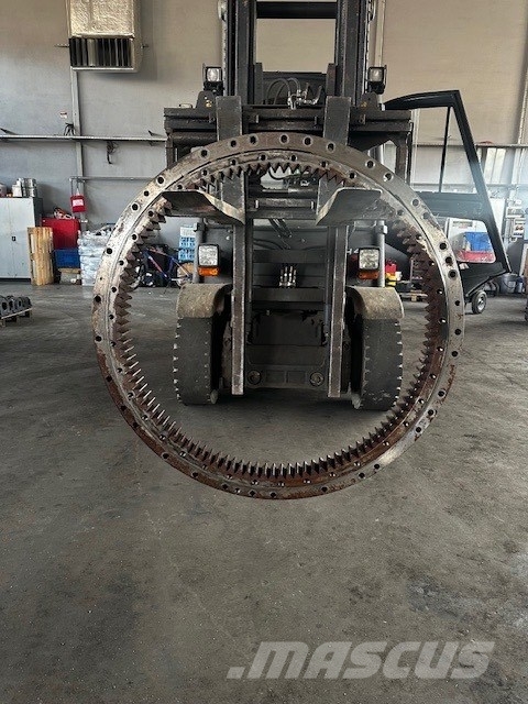 CAT 320 BL USED BEARING Коробка передач