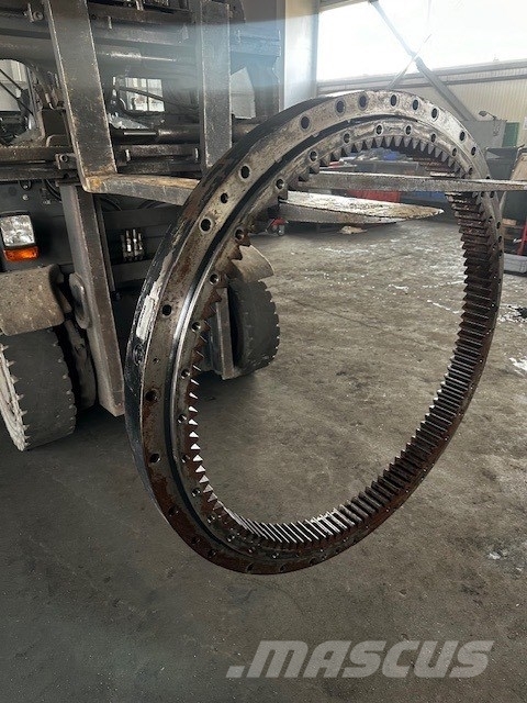 CAT 320 BL USED BEARING Коробка передач