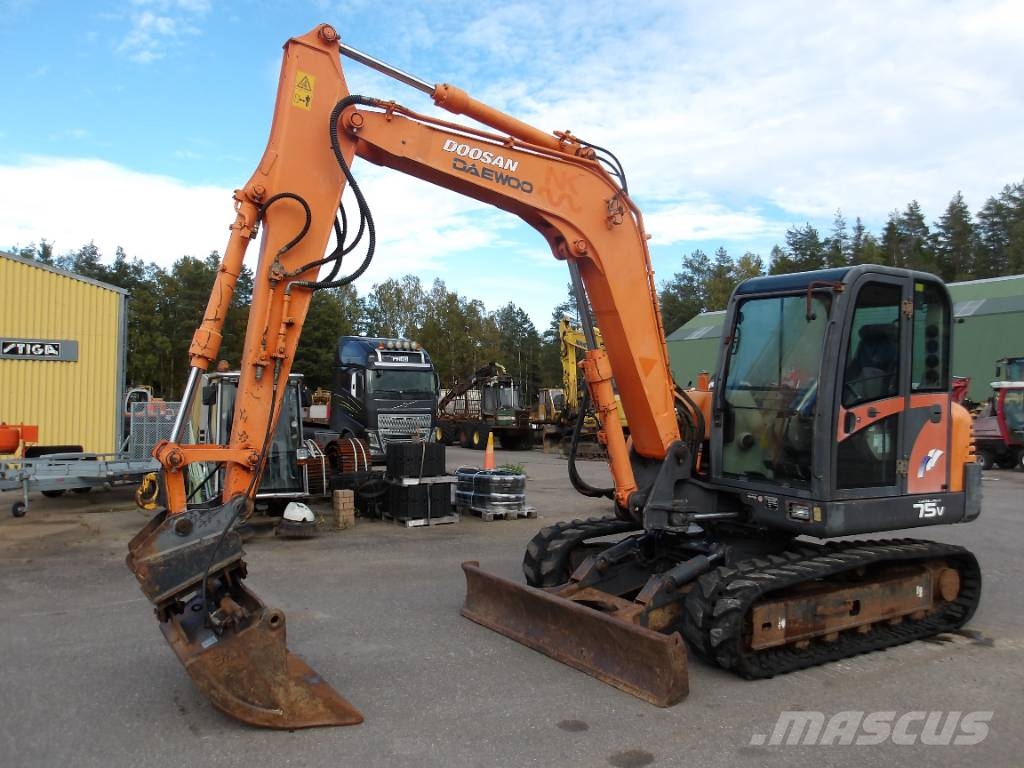 Doosan Solar 75 V Vidēja lieluma ekskavatori 7 t - 12 t