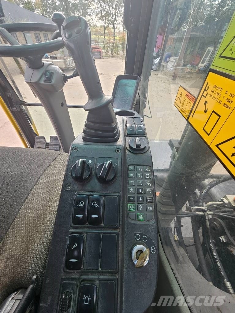Volvo EW 140 C Колесни екскаватори