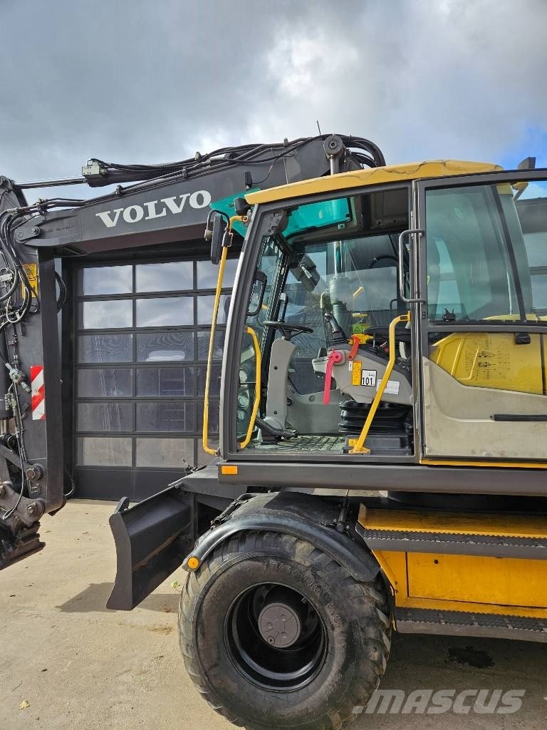 Volvo EW 140 C Колесни екскаватори