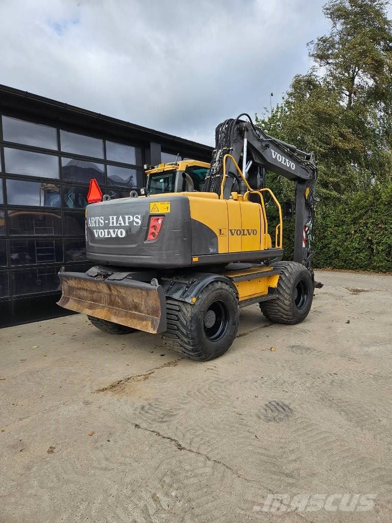 Volvo EW 140 C Колесни екскаватори